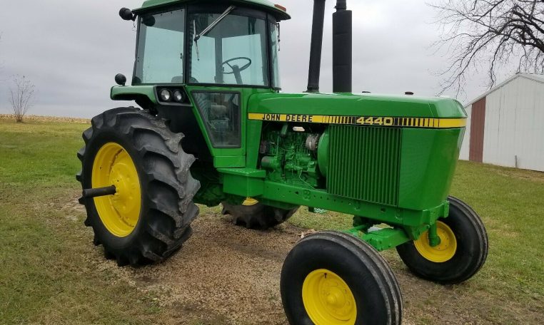4440 2