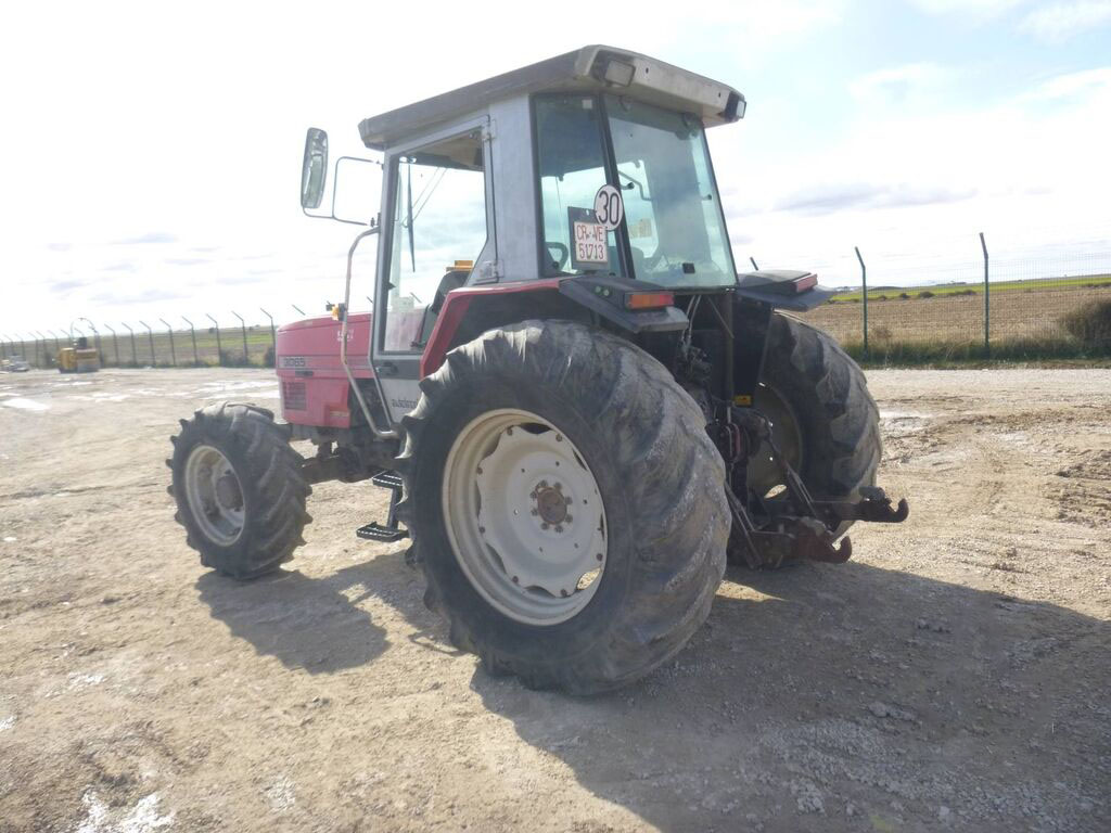 farm-equipment-wheel-tractorMASSEY-FERGUSON-3085---1594758559884387828_big--20071423290549095700